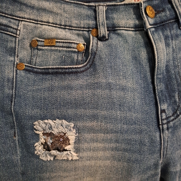DG2 Sequin Cuffed Crop Jeans - Picture 4 of 9